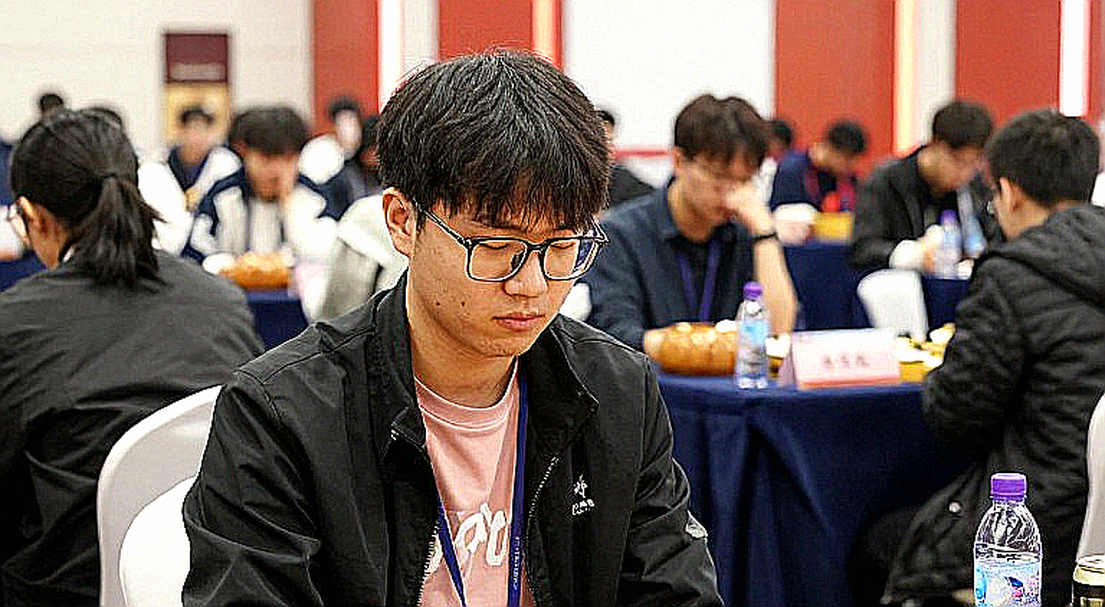 Elon Musk và Chess.com: Cuộc tranh cãi về việc cờ vua có bị AI giải quyết hoàn toàn hay không
