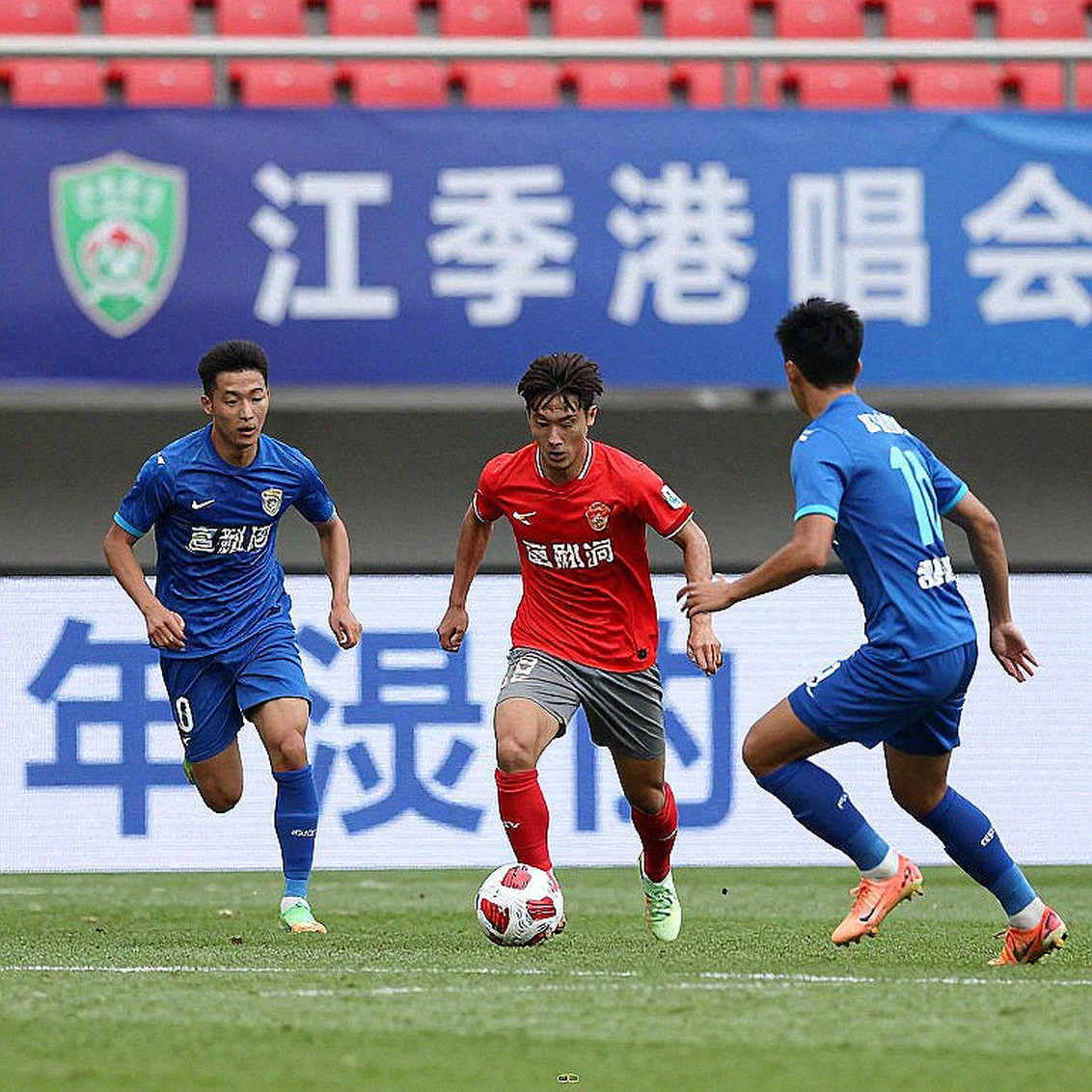 V.League và khoảng trống dữ liệu: Điều hàng thủ Việt Nam chưa được dạy để đọc