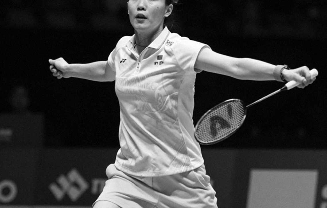 Ashmita Chaliha và câu hỏi về tiêu chuẩn kép: Khi sân cầu lông Indonesia mù mịt khói, BWF đứng ở đâu?