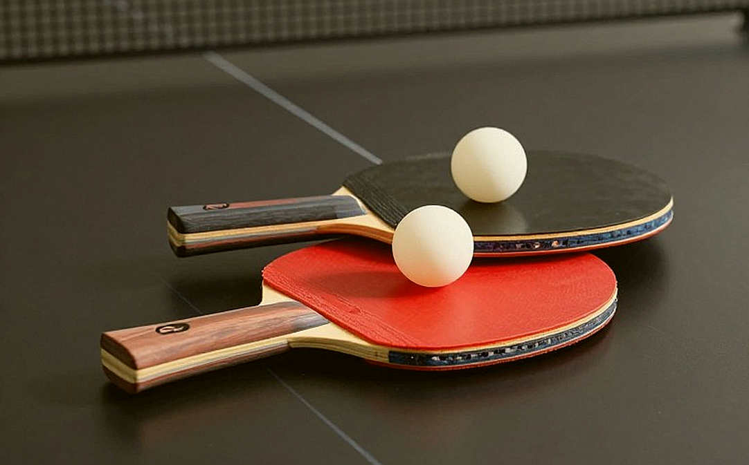 Bóng bàn Anh mở màn: Bản đồ 7-0, những ván 15-13 và một đội tuổi trung bình 18