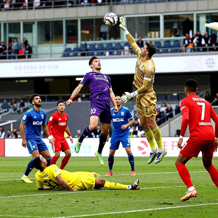 Dòng tiền sau ánh đèn V.League: Hệ thống chuyển nhượng Việt Nam nhìn từ sổ sách