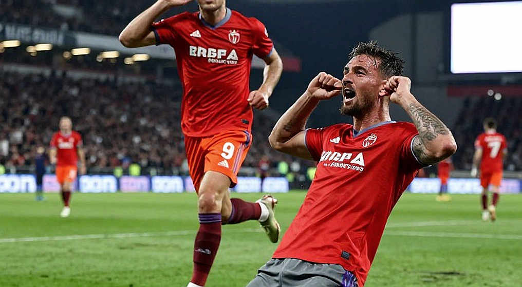 Barcelona mượn tuyến giữa vá hàng thủ: Flick, De Jong và bài toán tháng Mười